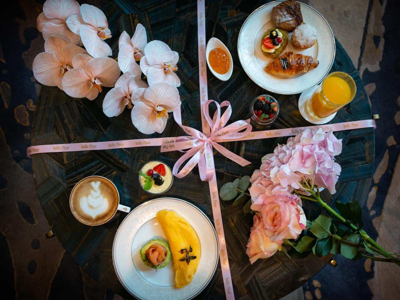 إفطار مع الأزهار وتجربة من المرح اللذيذ في فندق شانغريلا دبي
