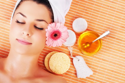 honey-face-mask-spa-treatment