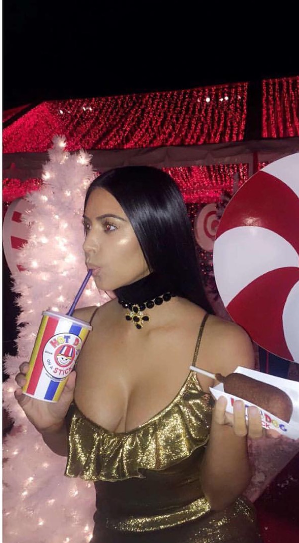 Kim kardashian Christmas party