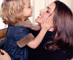الملكة رانيا وابنتها الأميرة إيمان